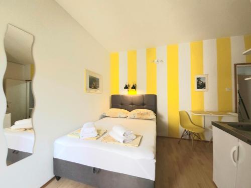 Letto o letti in una camera di Bol Bliss Apartments
