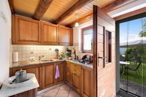 Dapur atau dapur kecil di Rustico San Martin - Happy Rentals