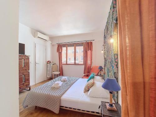 Nestor&Jeeves - ESCAPADE - Central - Near Beach
