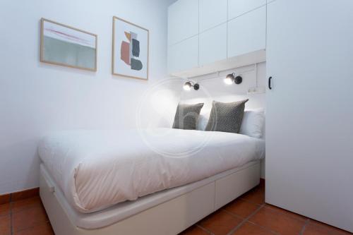 Chic Urban Apartment in Central Eixample