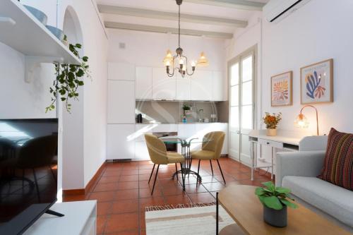 Chic Urban Apartment in Central Eixample