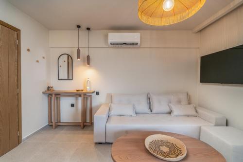 Ruang duduk di ANOGI suites
