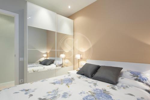 Modern Eixample Apartment
