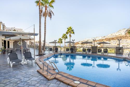 Apartamentos Cabau Cala Nova