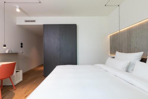 KPM Hotel & Residences Berlin, a Member of Design Hotels photo 79