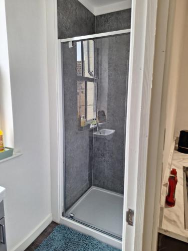 Et badeværelse på Holiday Studio by the sea Studio 4