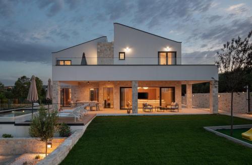 Luxury Villa Terra Dalmatica heated pool jacuzzi sauna