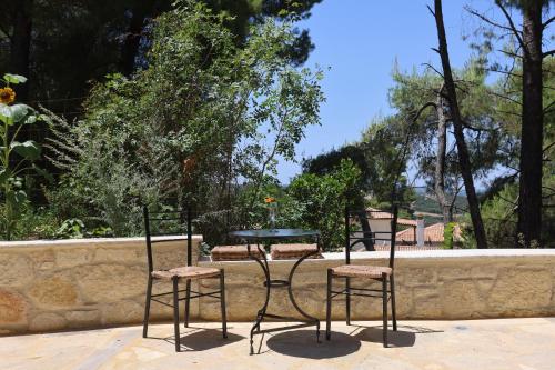 Φωτογραφία από το άλμπουμ του Akritas Ef Zin Villas & Suites στο Παλιούρι