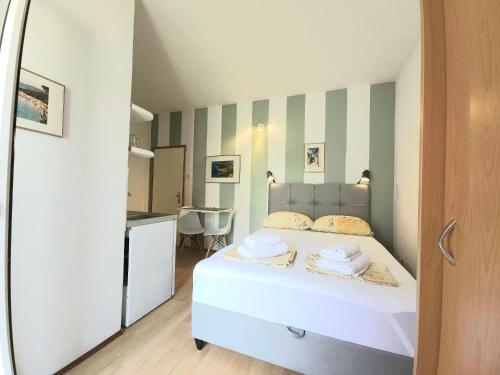 Letto o letti in una camera di Bol Bliss Apartments