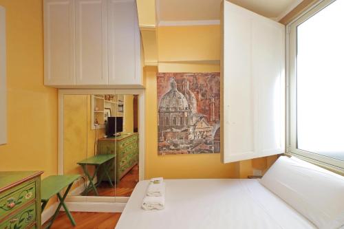 Pantheon Luxury Apartment