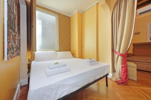 Pantheon Luxury Apartment