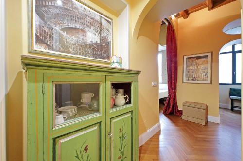 Pantheon Luxury Apartment