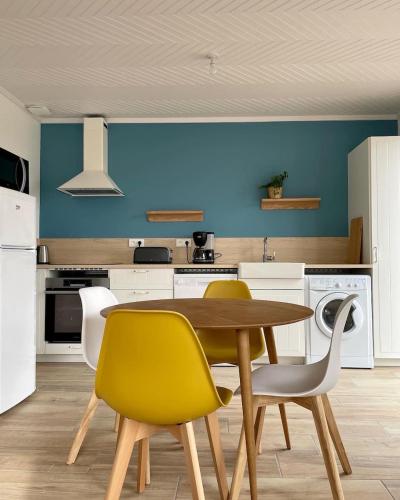 Maison avec jardin clos et parking privé