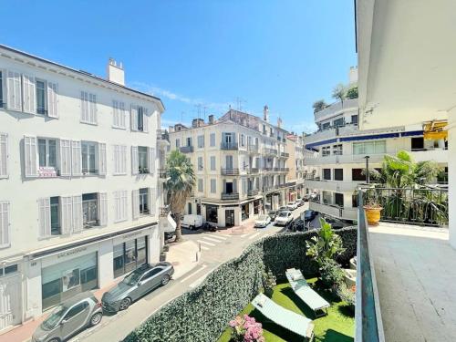 Viva Riviera Large 3 Bedrooms with Balcony