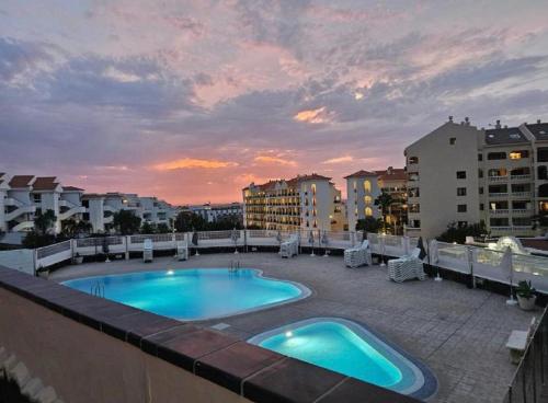 Los Cristianos Family Apartment