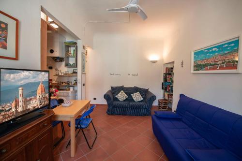 Vanni Apartment by Mamo Florence
