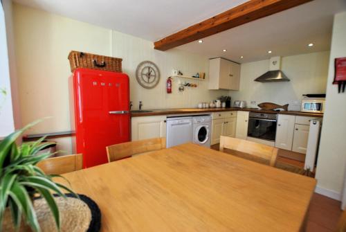 Gallery image of Heron Cottage- fishermans cottage by the sea in Anstruther