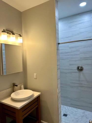 Bagno di Douglas House