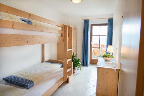 Postel nebo postele na pokoji v ubytování Bärntalerhof