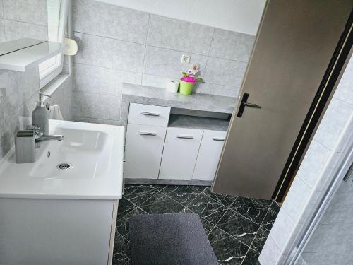 Koupelna v ubytování Apartman Luana