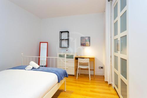 Cozy apartment beside Sagrada Familia