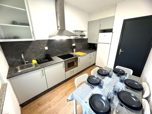 Imagen de la galería de Apartamento Playa Foz 3 Dormitorios & Terraza, en Foz