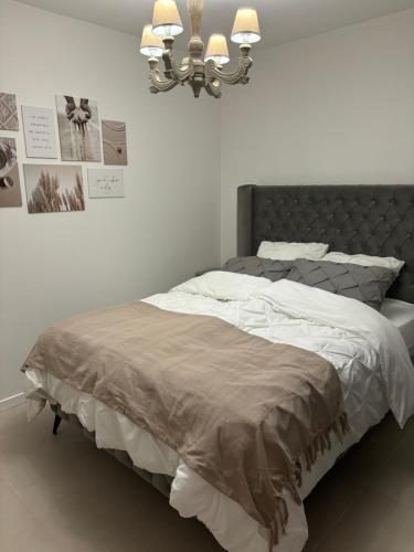 Gruissan HUBLOTS DU PORT