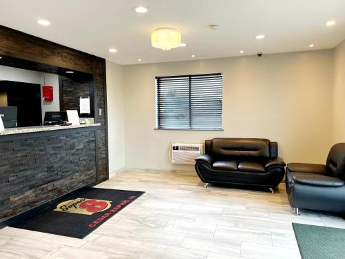 Gallery image of Super 8 by Wyndham Cedar Rapids in Cedar Rapids