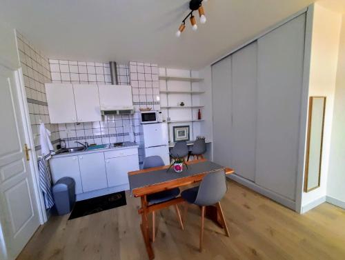 Photo de la galerie de l'établissement STUDIO proche PARIS RER D direct STADE de FRANCE et BERCY, à Maisons-Alfort