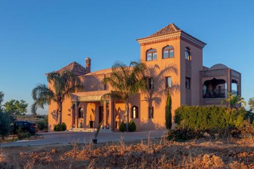 Al Karob Yoga Boutique Villa