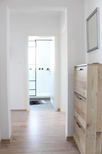Koupelna v ubytování 1 Privatzimmer in Dreizimmer Wohnung Lemgo Innenstadt Ferien Unterkunft