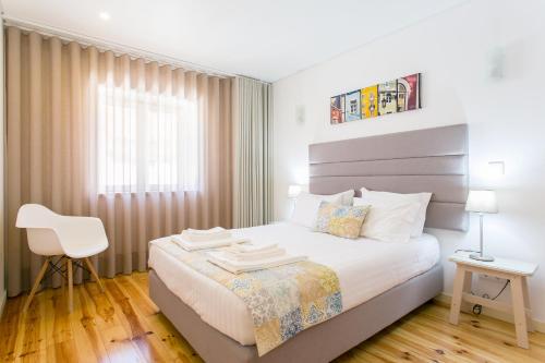 Charming Santos Neighborhood, Walk to Time Out Market