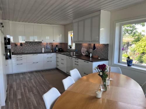 Dapur atau dapur kecil di Villa Hyppeln - Swe Archipelago