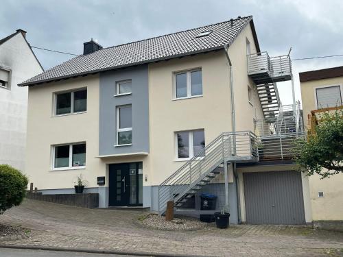 アパートメントが所在する建物