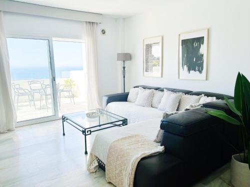 La Mairena - Duplex with Panoramic Sea Views