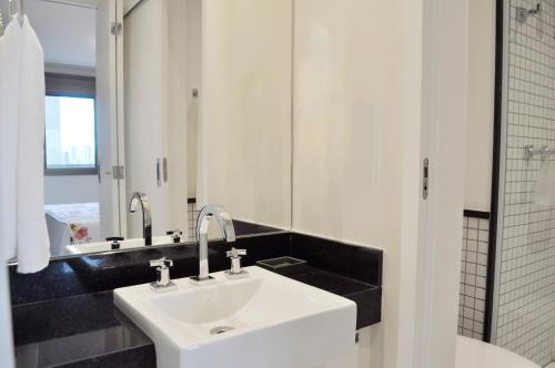 Koupelna v ubytování Flat no Brooklin 86 | Alto padrão + garagem