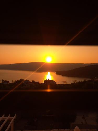 Apartment Desanti 3 Valun