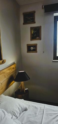 Ένα ή περισσότερα κρεβάτια σε δωμάτιο στο Atlantic Spot Guest House