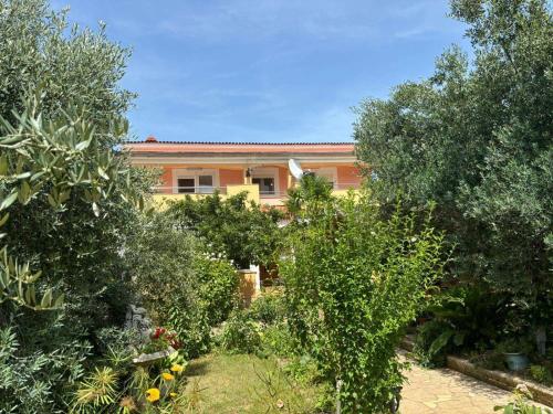 Apartments with parking space Vrsi - Mulo, Zadar - 23428