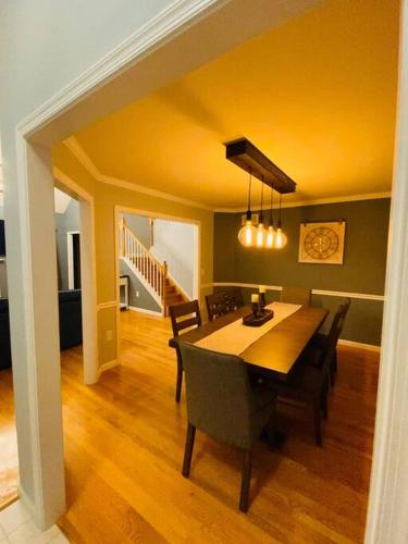 Χώρος καθιστικού στο Beautiful Modern Home, Perfect for a getaway!