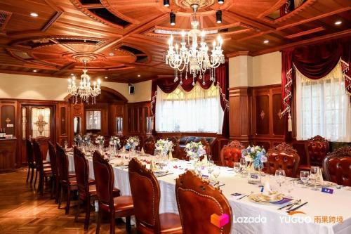 Φωτογραφία από το άλμπουμ του Shanghai Moller Villa Hotel - National Historic and Cultural Relics Protection Building σε Σαγκάη