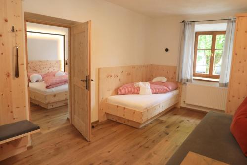 Hotel Gasthof Unterwögerにあるベッド