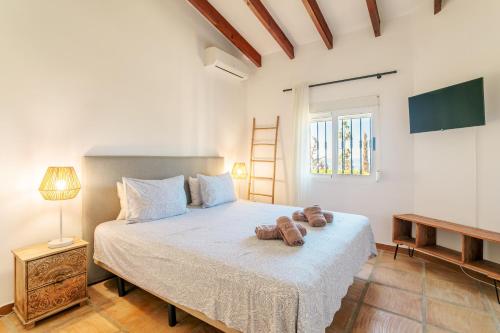 Villa Eliane with amazing sea views and large private swimming pool!