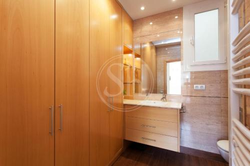 Eixample Central Apartment near Passeig de Gràcia