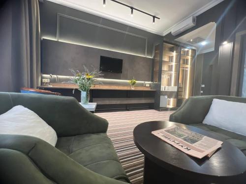 Sapar Standart Hotel LUXE Люкс из двух комнат