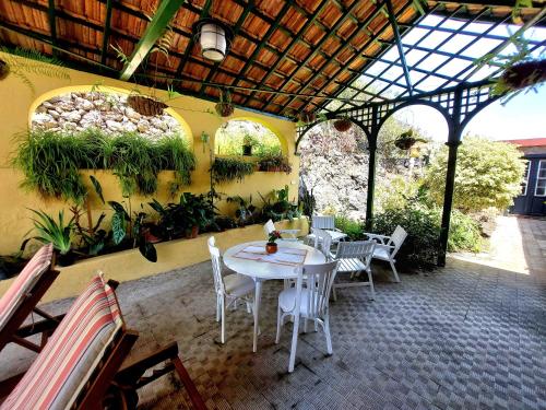 Taman di luar Villa Asunción A