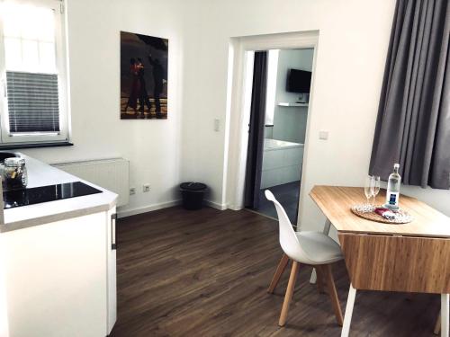 Dapur atau dapur kecil di Fachwerk Hotel Wuppertal