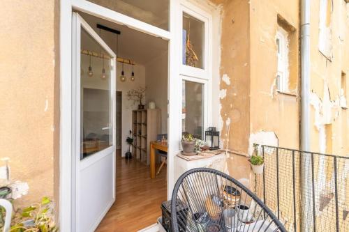 Un balcón o terraza en Rustic Apartment in Brno Husovice