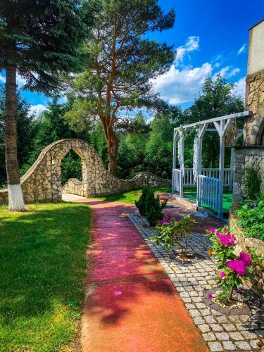 Κήπος έξω από το Zajazd nad Zalewem Dzibice -Pensjonat, Agroturystyka