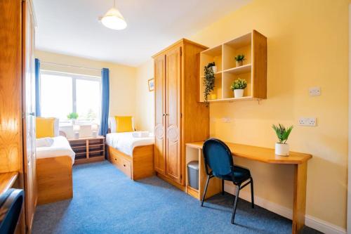 Foto de la galería de 55 - Spacious Three Bed With Parking en Galway